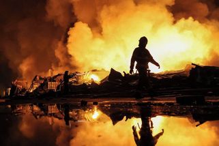 Ukrajina zaútočila na rafinérii v Tatarstánu, Rusko bombardovalo Sumy - Seznam Zprávy
